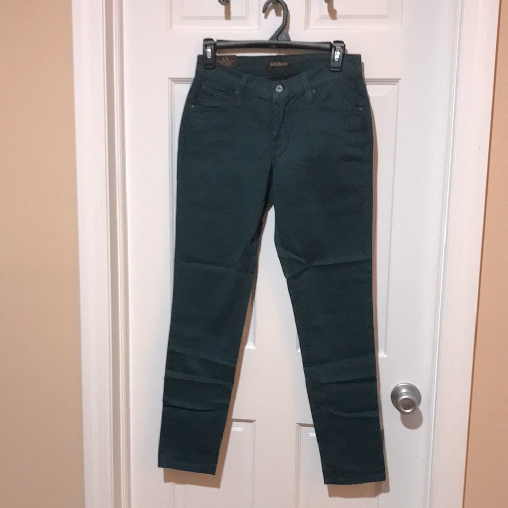 Women’s jeans